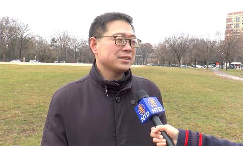 '图2:法轮功学员虞月宾表示,修炼法轮功让他明白人生的意义。'