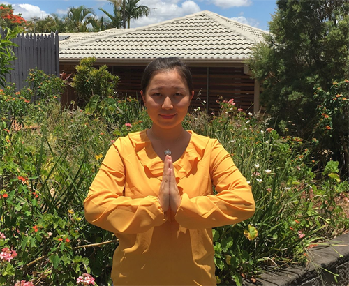 '图5:艾玛恭祝师父新年好。'