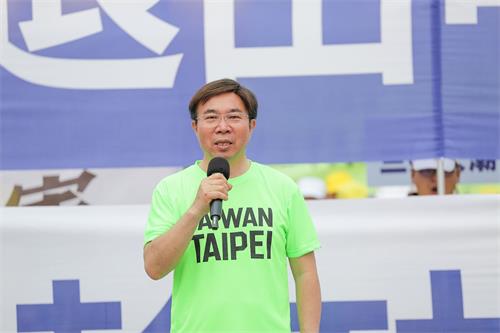 '图4:台北市议员张茂楠希望透过声援让更多人找回勇气。'