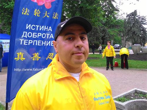 '图3:刚刚修炼法轮功一年的埃里克(Eric)'