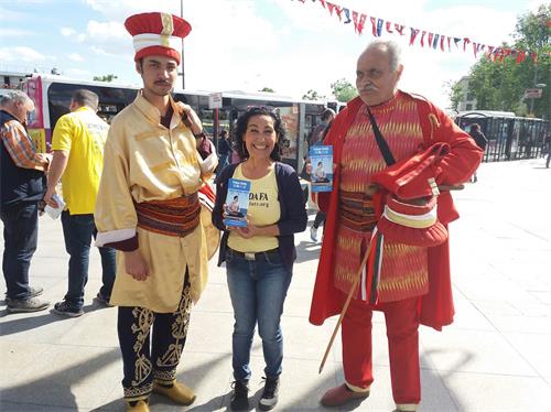 '图7:安卡拉大学讲师表示,他们反对任何形式的迫害'