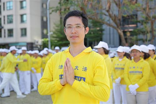 '图6:郑元瑜表示,“修炼大法是生命中最深层的喜悦与感恩。”'