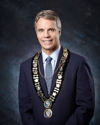 图7:安省伯灵顿(Burlington)市长瑞克•古德瑞(Rick
