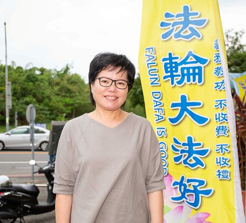图:亲切又善解人意的梅山乡乡长夫人金花,有幸修炼法轮功,医生治不好的疑难杂症都炼好了。