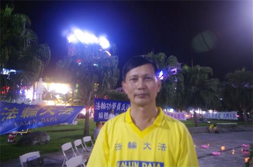 '图7:校长退休的廖伟成呼吁法办迫害法轮功元凶江泽民。'