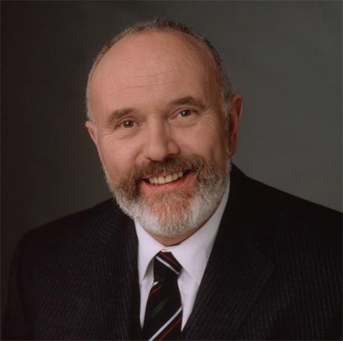 '图5:爱尔兰参议员大卫·诺瑞斯(Senator?David?Norris)'