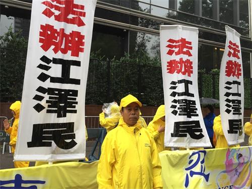 '图4:青岛市著名书法家刘锡铜说:“我要呼吁全社会:法办江泽民,停止迫害。”'