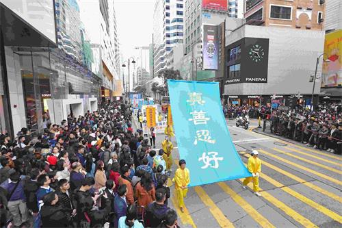 '图14:“真善忍好”的福音,让众多世人得益。'