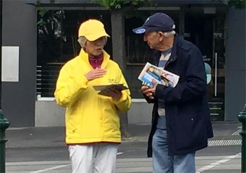 图10:來自珀斯的游客勒內 (Rene)。