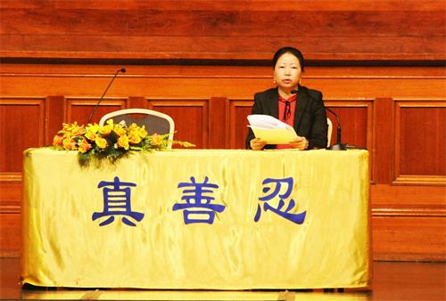 '图3~8:中、西方法轮功学员在法会上交流了自己在助师正法、救度众生、正念正行兑现自己史前大愿过程中的修炼心得。'