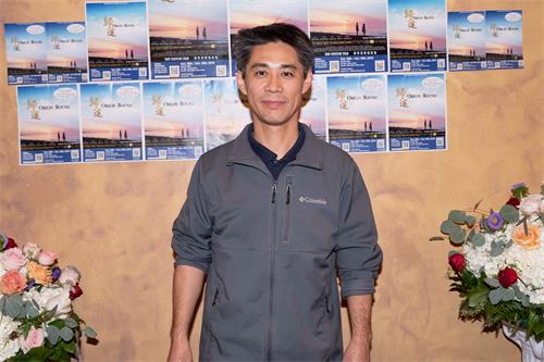 '图3:电脑工程师陈先生深受感动'