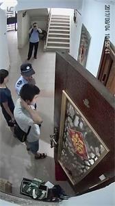 '二零一七年八月四日,警察到武扬珍家里骚扰'