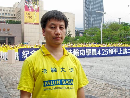 '图23:吴秉原修炼大法后身心健康,也明白了真善忍对社会与世人的重要。'