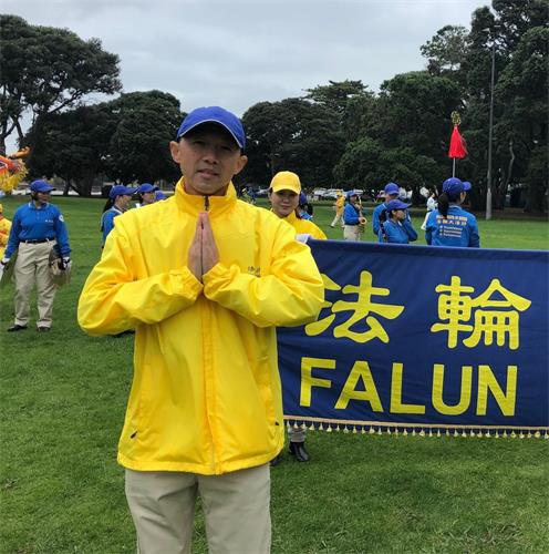 '图8:崔先生感恩师父在人类道德败坏之时,救度世人。'
