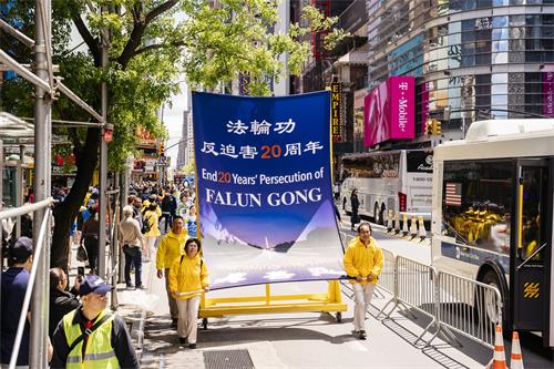 图14~19:呼吁停止迫害法轮功。