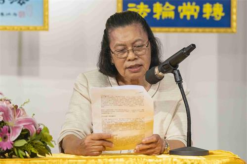 图5:香港学员叶女士谈到在真相点劝三退,以慈悲心善待众生。
