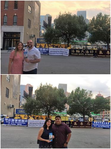 '图6:民众手持真相传单在学员集会前合影,表示支持法轮功学员反迫害'