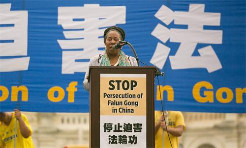 图4:美国德州国会众议员希拉·杰克逊·李(Sheila Jackson Lee)