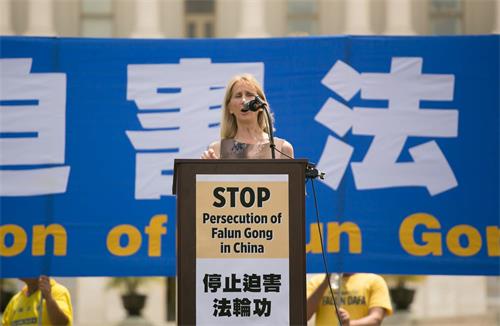图14:美国基督教自由组织( Christian Freedom International)主席温蒂·莱特(Wendy Wright)
