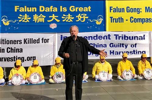 '图11:澳洲勋章获得者、团结教会艾士菲教区牧师比尔·库尔斯(The Rev. Bill Crews AM)在集会上发言'