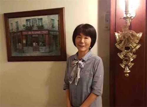 '图4:陈丽燕修炼后,凡事替别人着想,职场人际关系和睦。'