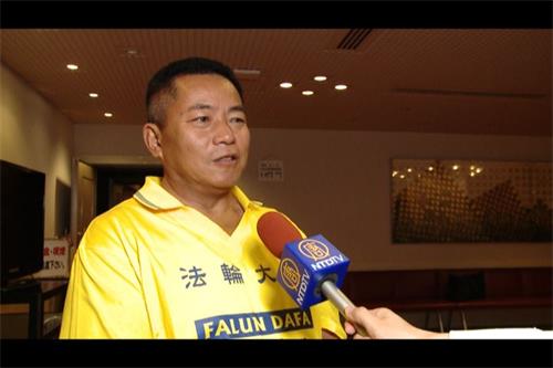 '图5:法轮功学员佐藤国男祝师父中秋快乐'