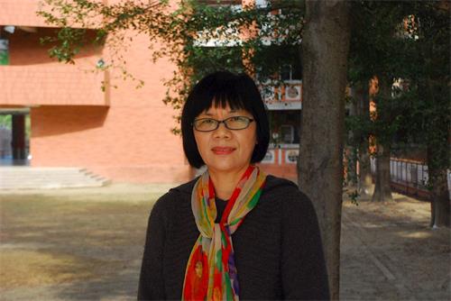 '图2:学员叶小姐修炼学法闯过人生大关'
