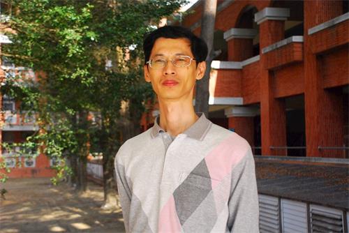 '图4:黄同修体悟背法过程也是修炼'