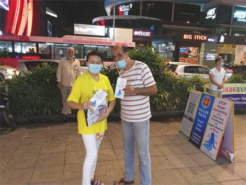 图8:来自叙利亚的Naiim先生,十分了解法轮功被中共迫害的真相,并表示反对中共恶党