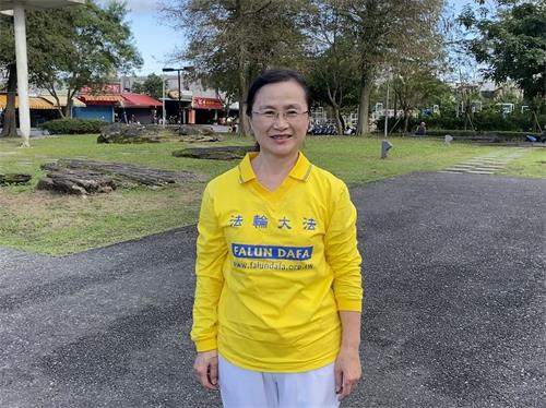 '图4:担任公务员的游小姐表示,能得到这么珍贵的高德大法,实在很幸运。'