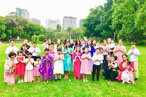 '图3:悉尼部份大法小弟子恭祝师尊新年快乐!'