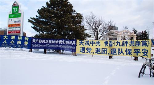 '图11~12:2020年12月26日弟子们还在风雪中坚守着的太古真相点。'