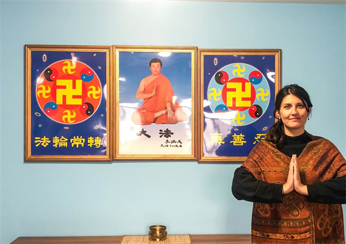 '图5:来自法国的索菲在魁北克遇到了法轮大法,大法有如一束强烈的光芒照亮了她的生活。'