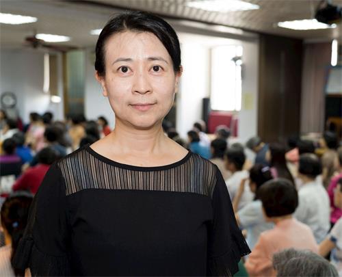 '图3:台南学员芯瑜觉得修炼大法是一件人生最快乐的事。'
