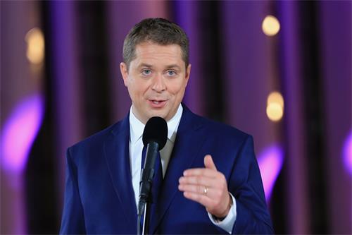 图:加拿大保守党领袖、国会议员安德鲁·希尔(Andrew Scheer)表示,在中共打算对香港实施严厉的安全法时,正是加拿大应该站出来行动的时候。