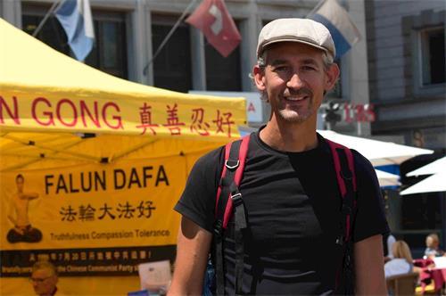 '图11:维格尔先生(Daniel Wiegger)表示:“瑞士政府应该远离中共”。'