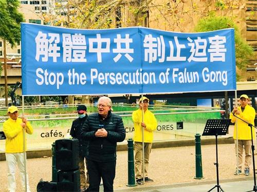 '图3:澳洲勋章获得者、团结教会艾士菲教区主理牧师比尔·库尔斯(The Rev. Bill Crews AM)'