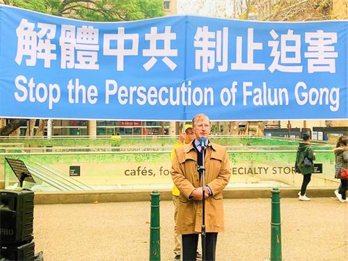 '图5:澳洲传统价值、家庭、家园守护联盟的总裁保罗·弗利(Paul Folley)'