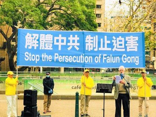 '图7:中国信息网站编辑、人权活动家鲍勃·维尼康博(Bob Vinnicombe)'