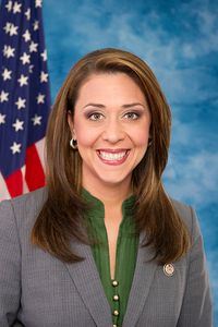 '图17:法轮功反迫害二十一周年,华盛顿州(Washington)共和党籍联邦众议员洁米·赫雷拉·布特勒(Rep.