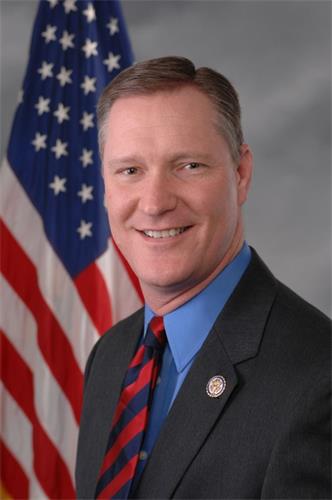 '图19:法轮功反迫害二十一周年,俄亥俄州(Ohio)共和党籍联邦众议员史蒂夫·斯特维尔(Rep.