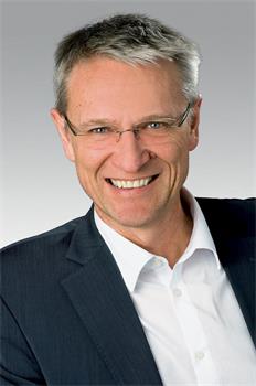 '图6:圣加伦州议员伯恩哈德·豪瑟(Bernhard Hauser)教授'
