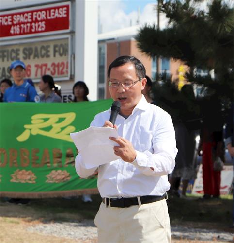 '图14:加拿大退党服务中心协调人江帆'