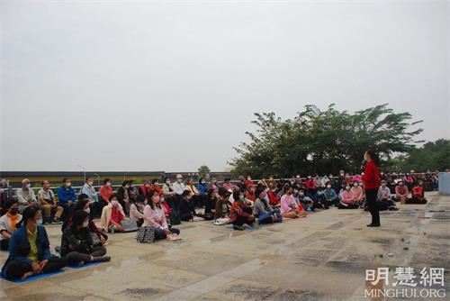 '图2:嘉义学员学法交流'