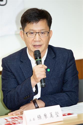 '图5:民进党立委张廖万坚表示,非常感佩法轮功学员二十二年坚持不懈以各种方式讲真相。'