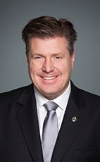 '图22:卡尔加里RockyRidge选区国会议员、国家税收官方反对党评论家Pat Kelly'