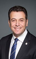 '图26:埃德蒙顿Manning选区国会议员Ziad Aboultaif'