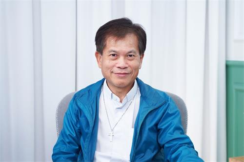 '图1:香港圣公会牧师、前立法局议员冯智活'