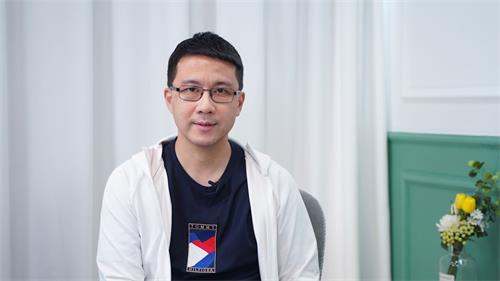 '图2:香港屯门区议员卢俊宇'