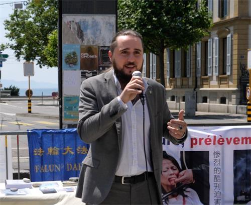 '图3:纳沙泰尔州大议会议员,瑞士人民党主席尼勒·罗塞莱-克里斯特(Niels Rosselet-Christ)'